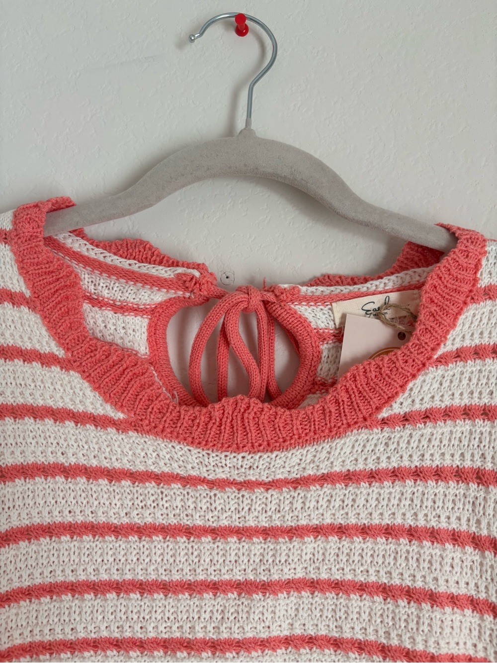 NWT Easel Cream & Coral Striped Knit Top size Small - Picture 5 of 9
